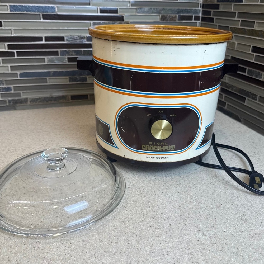 Vintage 1970s Rival Crock-Pot Slow Cooker 3.5 Qt Model 3100/2 Brown Orange Retro